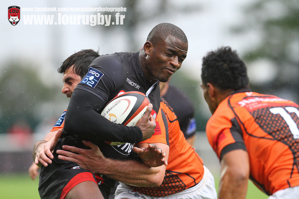 Willy Ambaka at Lyon